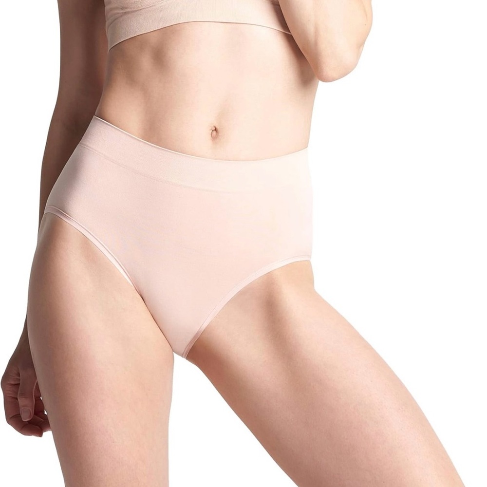 NWT Yummie Women’s Brief Underwear